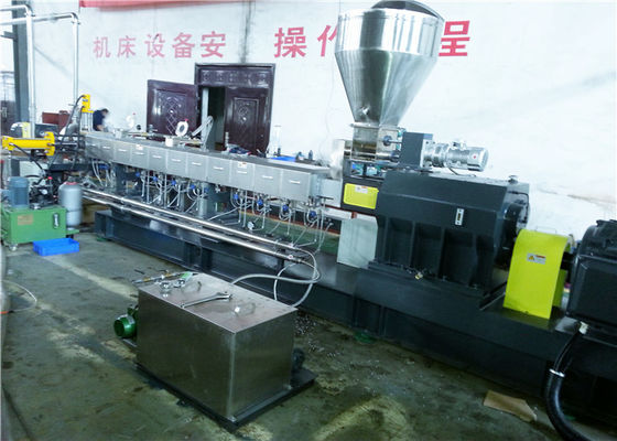 ประเทศจีน เครื่องอัดรีดพลาสติกคู่ด้วยกำลังการผลิต 500 กก. / ชม. ประสิทธิภาพสูง ผู้ผลิต